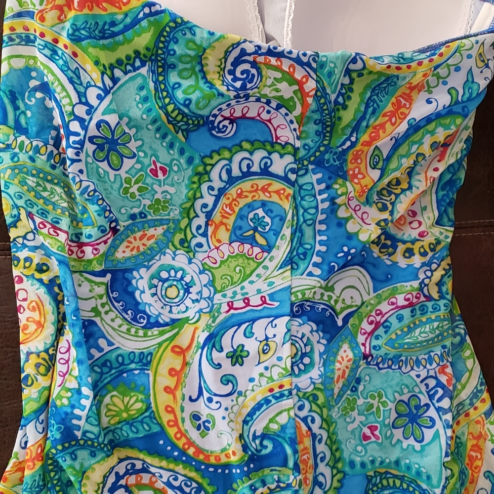 Swimsuit - Picture 2 of 4